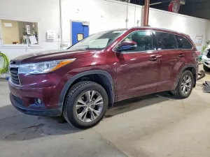 Toyota Highlander 3.5L 6 2015