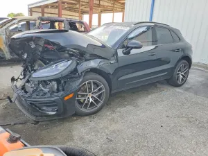 Porsche Macan 2.0L 4 2023