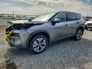 Nissan Rogue 2.5L 4 2021