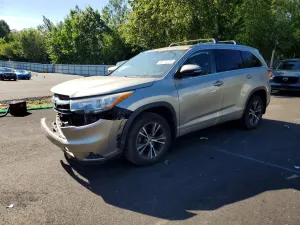 Toyota Highlander 3.5L 6 2016