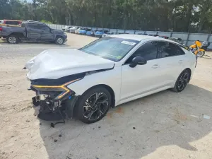 Kia K5 2.5L 4 2025