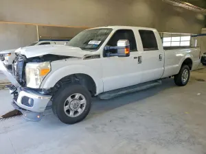 Ford F-250 6.2L 8 2015