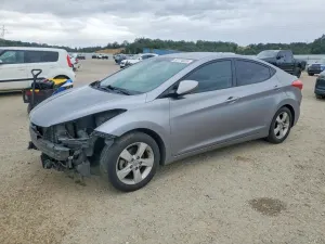 Hyundai Elantra 1.8L 4 2013