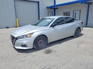 Nissan Altima 2.5L 4 2020