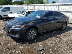 Nissan Altima 2.5L 4 2024