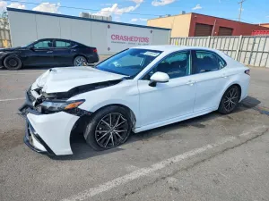Toyota Camry 2.5L 4 2021