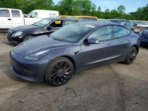 Tesla Model 3 2022