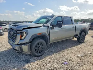 GMC Sierra 6.6L 8 2026