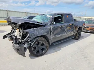 RAM 1500 5.7L 8 2021