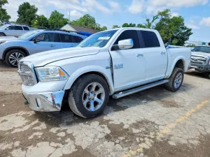 RAM 1500 5.7L 8 2015