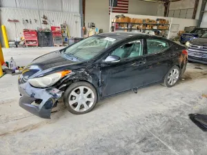 Hyundai Elantra 1.8L 4 2013