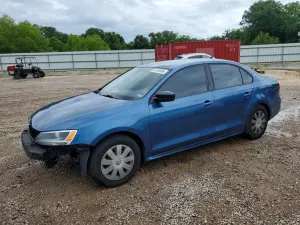 Volkswagen Jetta 1.4L 4 2016