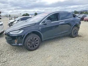Tesla Model X 2018