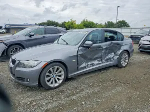 BMW 3 Series 3.0L 6 2011