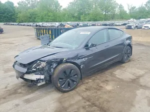 Tesla Model 3 2025