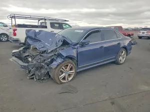 Volkswagen Passat 3.6L 6 2012