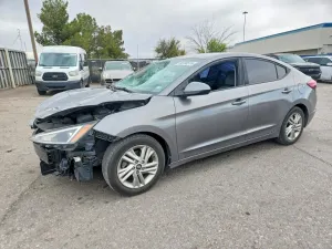 Hyundai Elantra 2.0L 4 2020