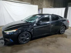 Hyundai Elantra 2.0L 4 2021