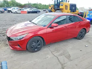 Hyundai Elantra 2.0L 4 2022