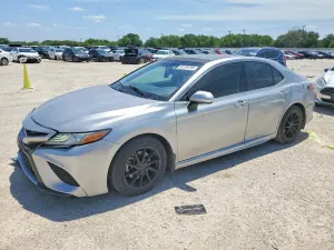 Toyota Camry 2.5L 4 2019
