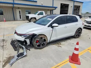 Volkswagen Golf 2.0L 4 2026