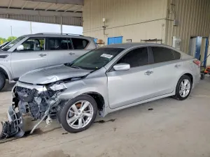 Nissan Altima 2.5L 4 2015