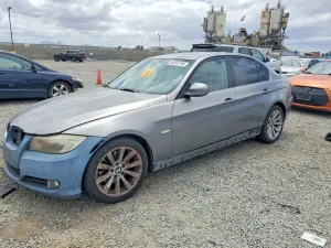 BMW 3 Series 3.0L 6 2011