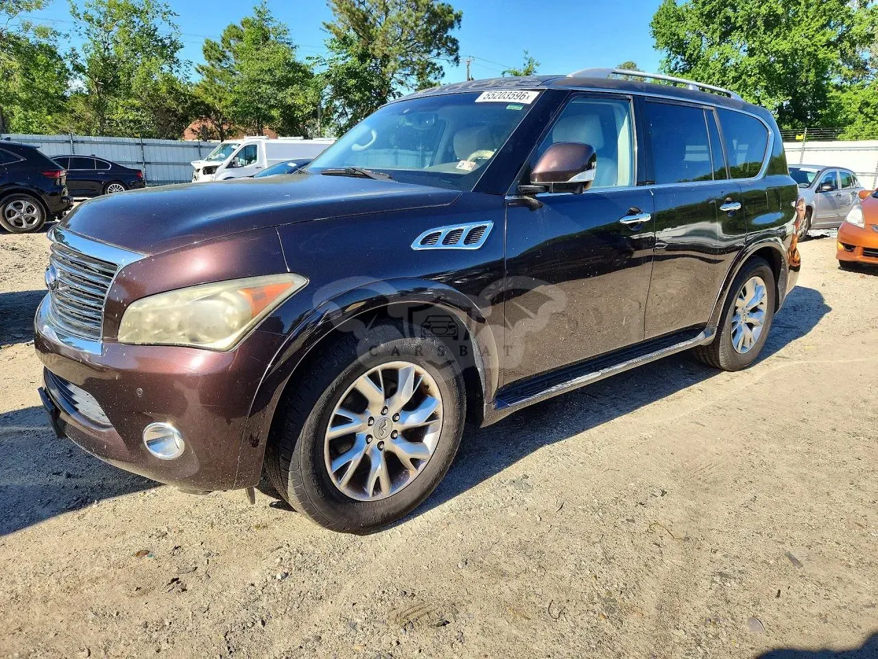 Infiniti QX56 5.6L 8 2011