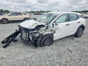 Nissan Kicks 2.0L 4 2025