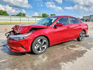 Hyundai Elantra 2.0L 4 2023