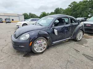 Volkswagen Beetle 2.5L 5 2013