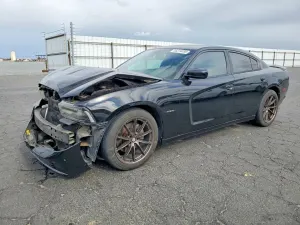 Dodge Charger 5.7L 8 2013