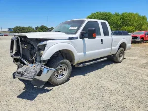 Ford F-250 6.2L 8 2015