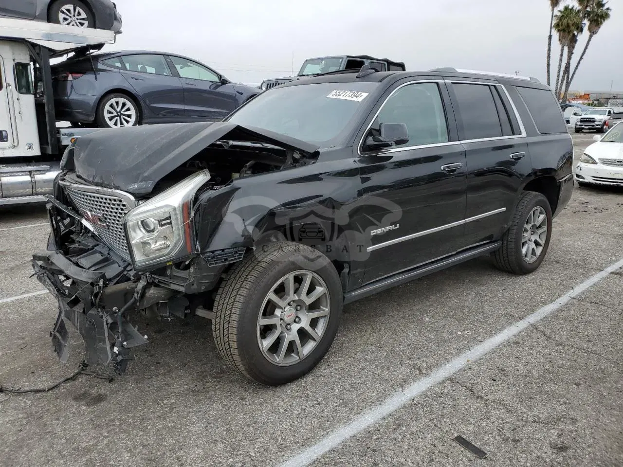 GMC Yukon DENALI 6.2L 8 2016