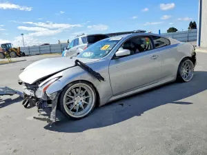 Infiniti G37 3.7L 6 2009