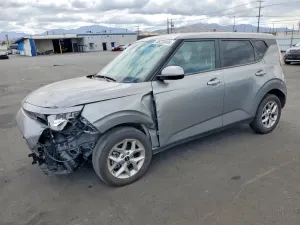 Kia Soul 2.0L 4 2025