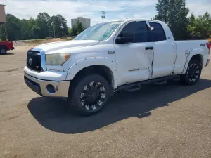 Toyota Tundra 5.7L 8 2012
