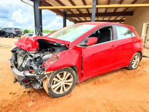 Hyundai Elantra 1.8L 4 2013