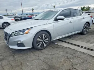 Nissan Altima 2.5L 4 2021