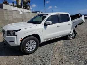 Nissan Frontier 3.8L 6 2023