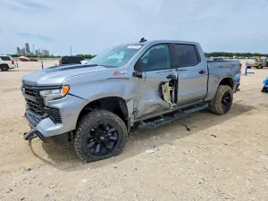 Chevrolet Silverado 1500 5.3L 8 2024