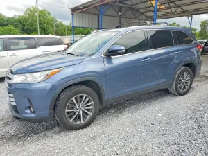 Toyota Highlander 3.5L 6 2019
