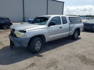 Toyota Tacoma 2.7L 4 2015