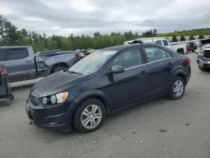 Chevrolet Aveo (Sonic) LT 1.8L 4 2014