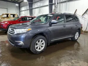 Toyota Highlander 3.5L 6 2013