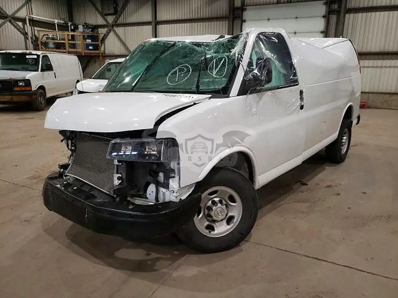 Chevrolet Express 4.3L 6 2020
