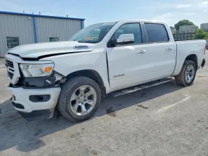 RAM 1500 5.7L 8 2021