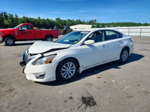 Nissan Altima 2.5L 4 2015