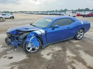 Dodge Challenger 5.7L 8 2012