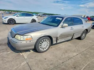 Lincoln Town Car 4.6L 8 2003